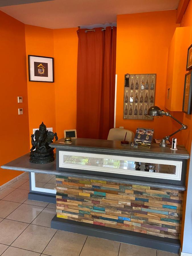 Rev Hotel ลามาลูส์-เลส์-แบ็งส์ ภายนอก รูปภาพ